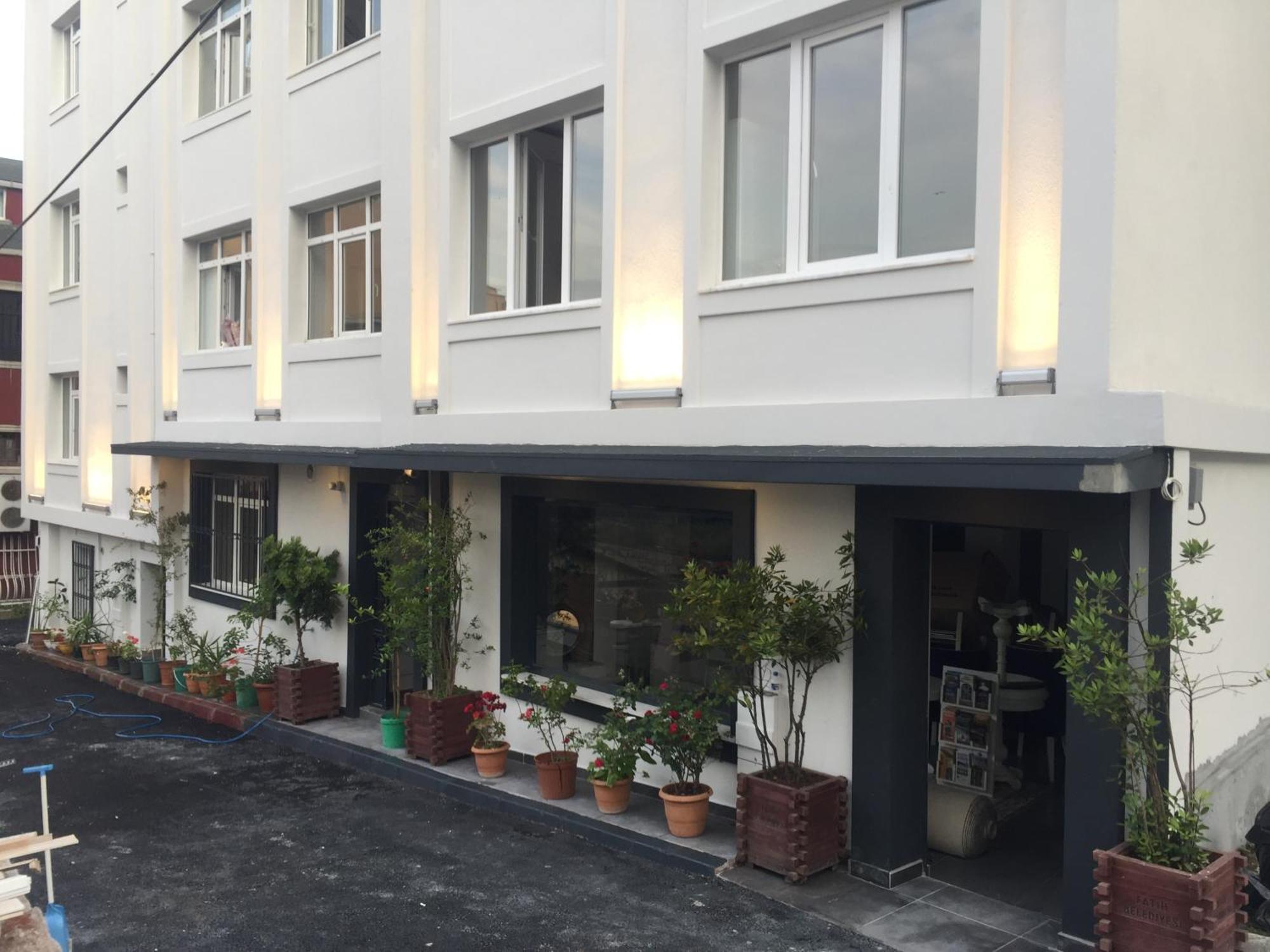 Spinel Hotel - Old City Istanbul Exterior photo